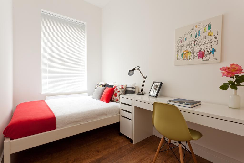 118 Brondesbury Road Apartments London Room photo